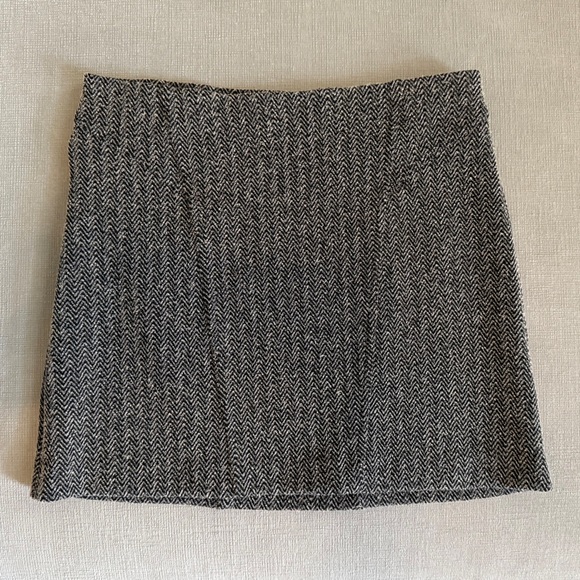 Express Mini Skirt - Size XS - Picture 3 of 16